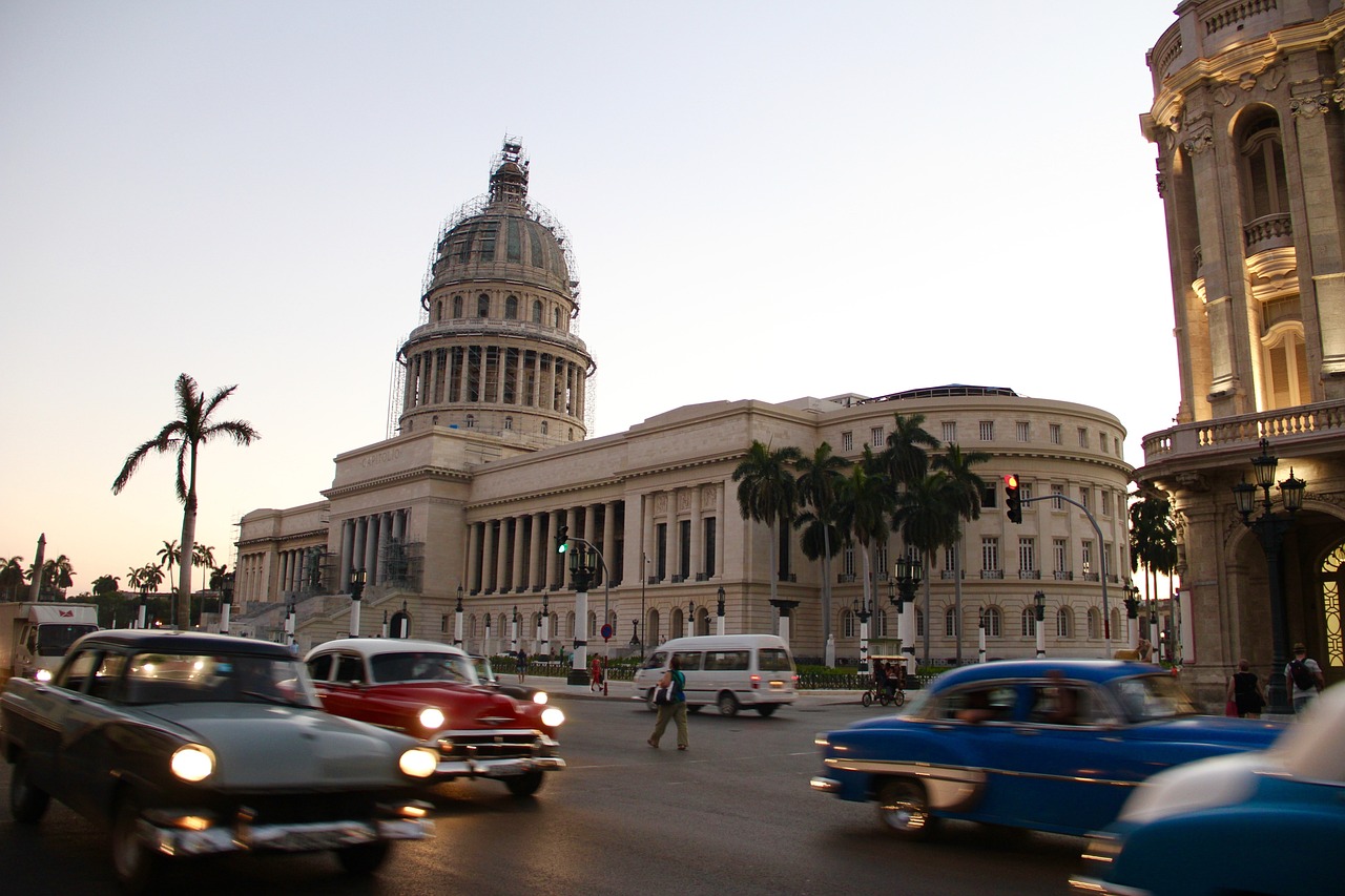 Cuba voorspelt een lichte groei van    haar              economie voor het jaar 2025.